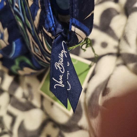 NWT 2 Piece Vera Bradley Handbag and Coin Purse - Picture 6 of 6